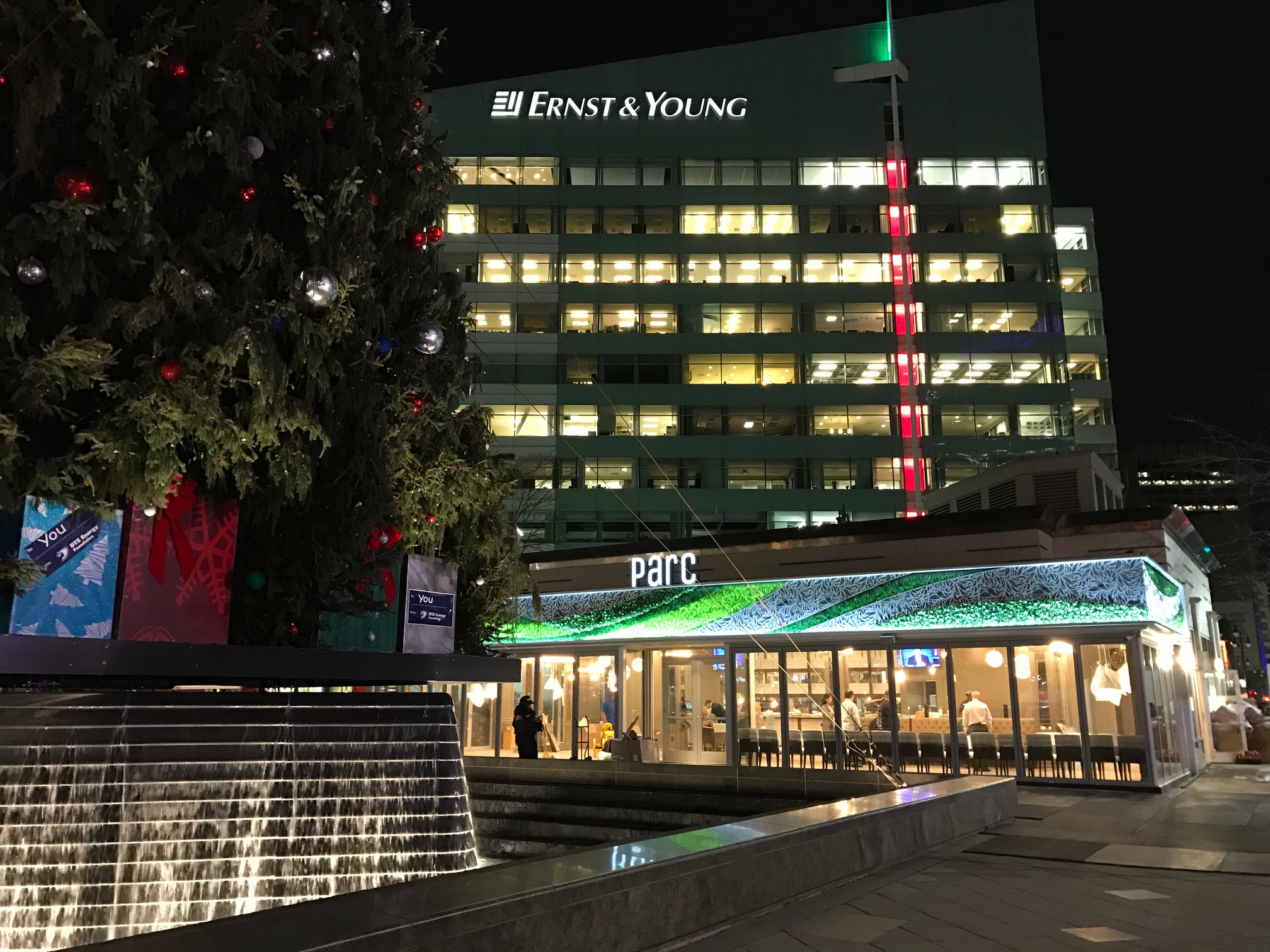 Detroit's Newest Destination Restaurant & Bar PARC Opens in Campus